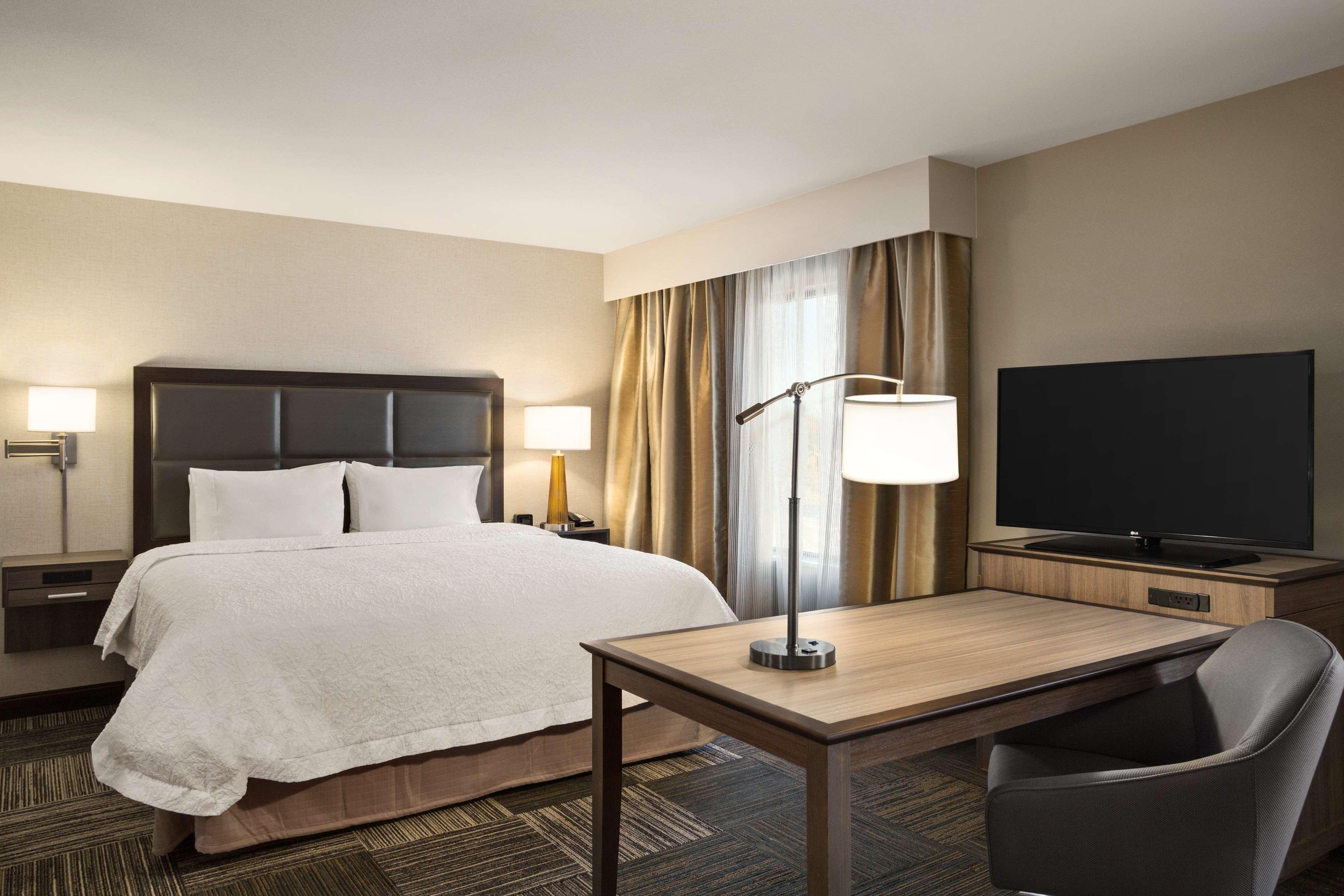 Hotel Hampton & Mason City, Ia 3*